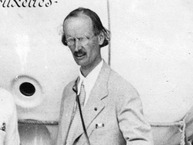 Auguste Piccard auf ener Schwarz-Weiss-Aufnahme von 1960