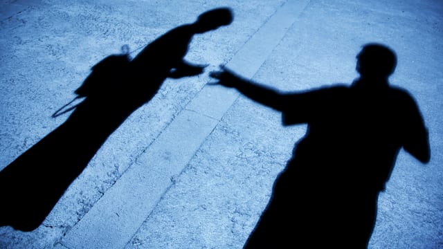 War es sexuelle Nötigung oder Erpressung? Die Beteiligten machen widersprüchliche Aussagen zum Ablauf. War es sexuelle Nötigung oder Erpressung? Die Beteiligten machen widersprüchliche Aussagen zum Ablauf.