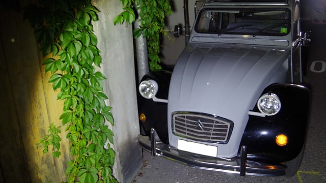 In auto encunter ina paraid chasa. In auto encunter ina paraid chasa.