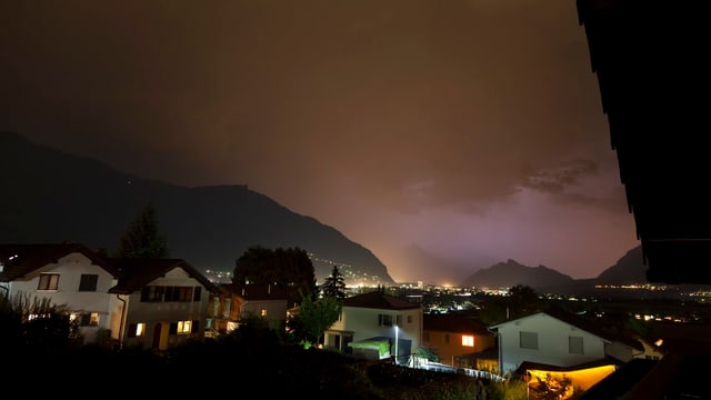 Lange Nacht über Igis und dem Sarganserland. Lange Nacht über Igis und dem Sarganserland.