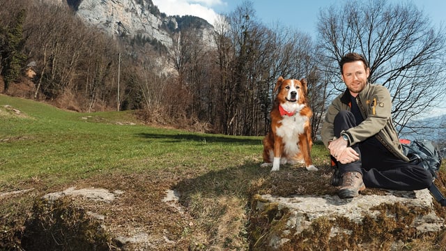 Von 2008 bis 2011 wanderte Nik Hartmann mit seiner Hundedame Jabba «Über Stock und Stein». Von 2008 bis 2011 wanderte Nik Hartmann mit seiner Hundedame Jabba «Über Stock und Stein».
