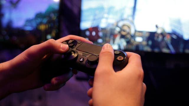 Gamescom Live: PlayStation 4 Hands On (SRF 3)