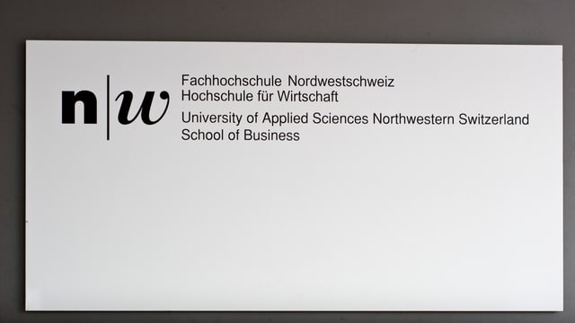 Schild Hochschule für Wirtschaft Schild Hochschule für Wirtschaft