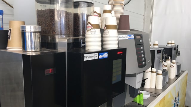 Gratis-Kaffee. Gratis-Kaffee.