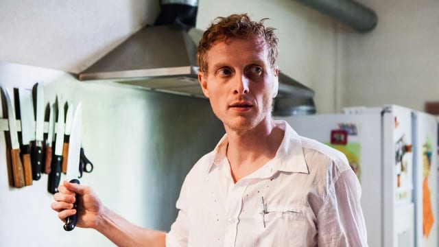 Video «Asche zu Asche – Staffel 3, Episode 6» abspielen Video «Asche zu Asche – Staffel 3, Episode 6» abspielen