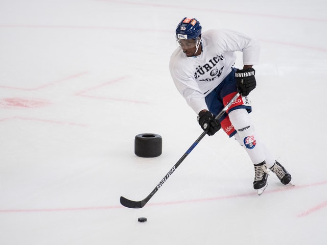 Dave Suter, der seit der Saison 2017/18 bei den ZSC Lions spielt. Dave Suter, der seit der Saison 2017/18 bei den ZSC Lions spielt.