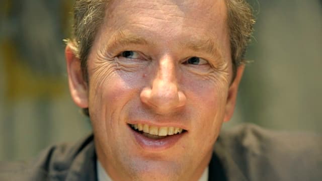 Lächelnder Klaus Kleinfeld Lächelnder Klaus Kleinfeld