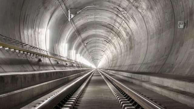 Bild der Neat-Tunnelröhre