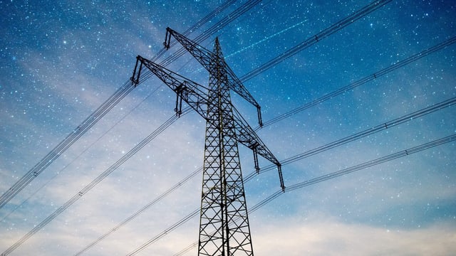 Strommast vor Sternenhimmel Strommast vor Sternenhimmel