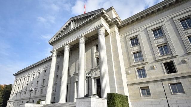 Fassade des Bundesgerichts Fassade des Bundesgerichts
