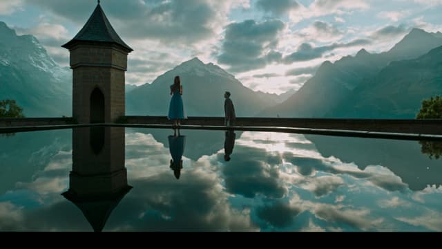 Charaktere Lockhart und Hannah stehen vor einer wunderschönen Bergkulisse. Charaktere Lockhart und Hannah stehen vor einer wunderschönen Bergkulisse.