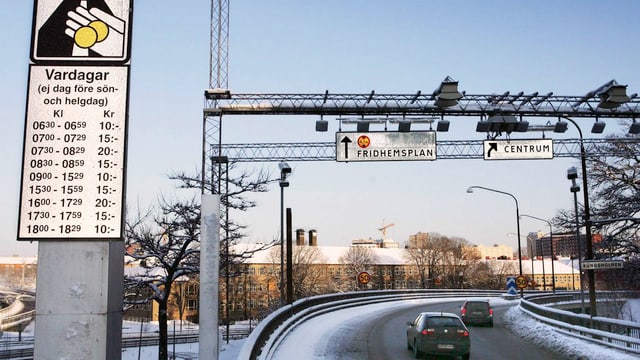 Road-Pricing-Anlage im Stockholm im Jahr 2006. Road-Pricing-Anlage im Stockholm im Jahr 2006.