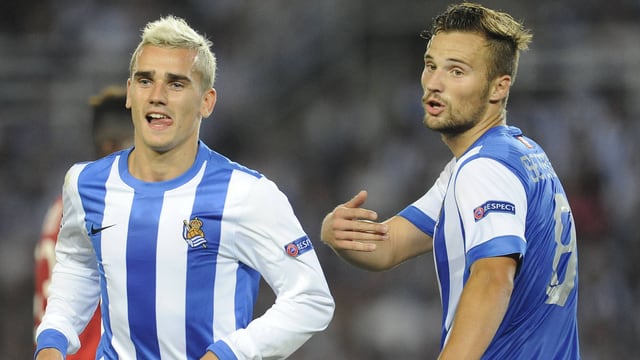 Antoine Griezmann und Haris Seferovic im Trikot von San Sebastian Antoine Griezmann und Haris Seferovic im Trikot von San Sebastian