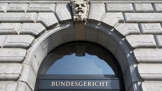 Eingangstor Bundesgericht Eingangstor Bundesgericht