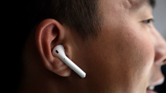 In Ear Kopfhörer im Ohr In Ear Kopfhörer im Ohr