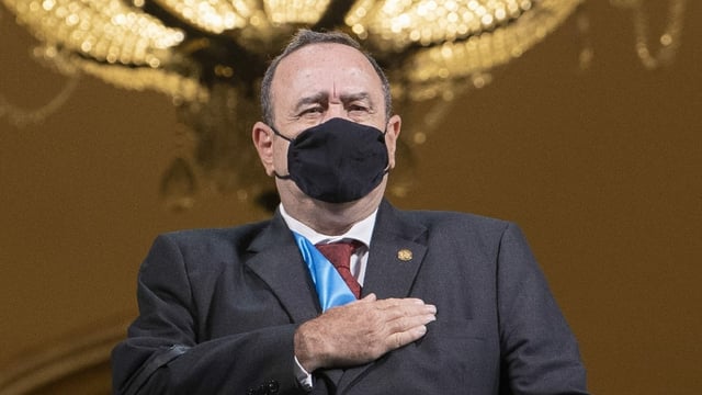 Alejandro Giammattei. Alejandro Giammattei.