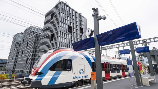 S-Bahn. S-Bahn.
