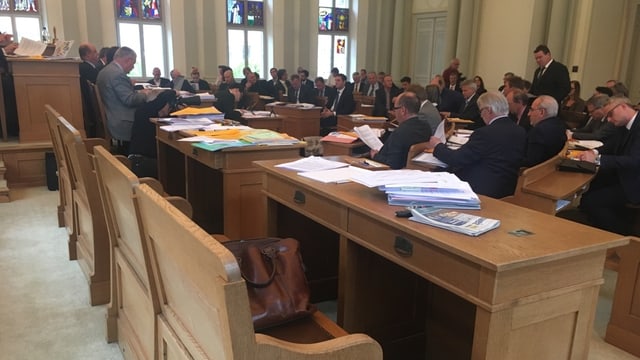 Leere Regierungsbank Leere Regierungsbank