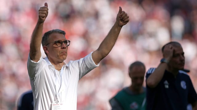 Der Schweizer Schalke-Sportvorstand Peter Knäbel zum Abstieg (ARD)