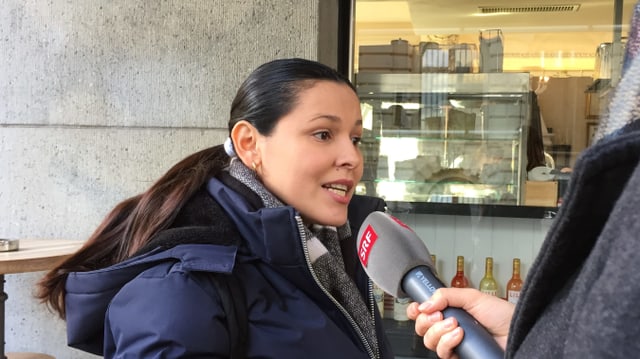 Gerlenis Valbuena lebt seit sieben Jahren in der Schweiz. Eine hübsche junge Frau mit dunklen Haaren. Gerlenis Valbuena lebt seit sieben Jahren in der Schweiz. Eine hübsche junge Frau mit dunklen Haaren.