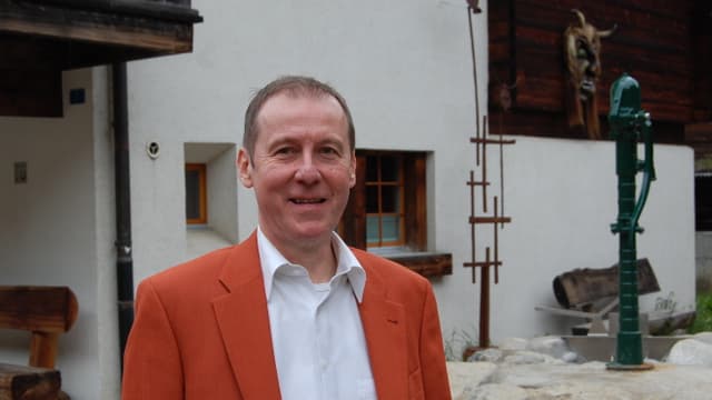Gespräch mit Ethnologe und Kurator Thomas Antonietti (30.5.2015).