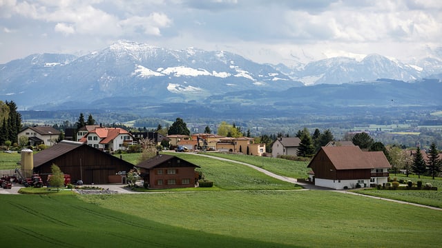Blick auf Oberwil-Lieli im Kanton Aargau Blick auf Oberwil-Lieli im Kanton Aargau