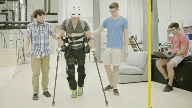 Video «Der Mensch in der Werkstatt» abspielen Video «Der Mensch in der Werkstatt» abspielen