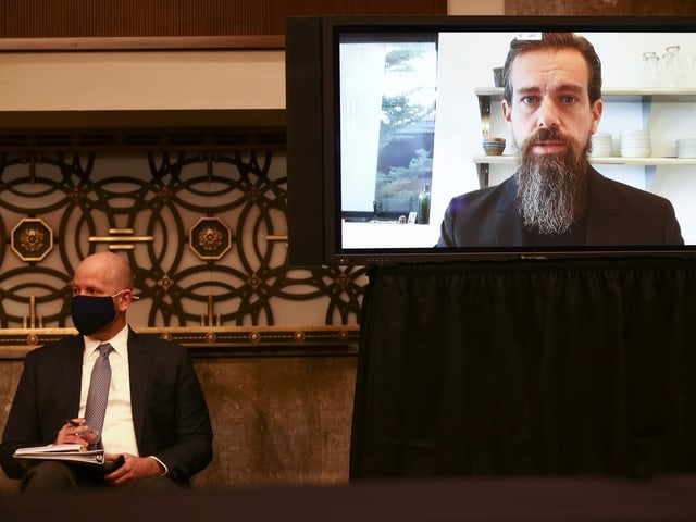 Jack Dorsey via Videoübertragung im Senat Jack Dorsey via Videoübertragung im Senat