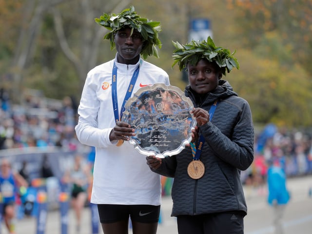 Geoffrey Kamworor und Joyciline Jepkosge. Geoffrey Kamworor und Joyciline Jepkosge.