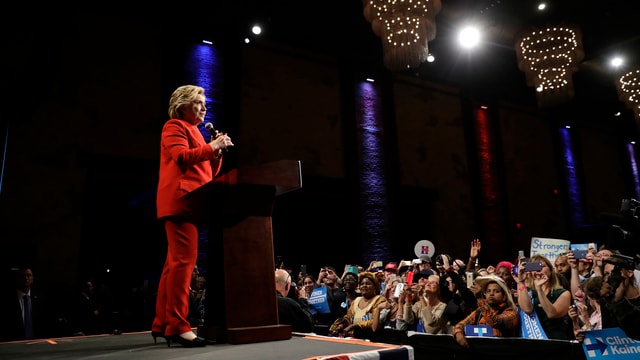 Clintons Show in Hempstead. Clintons Show in Hempstead.
