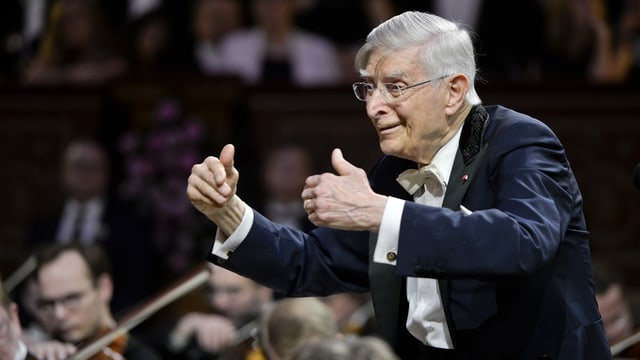 Der Dirigent Herbert Blomstedt. Der Dirigent Herbert Blomstedt.