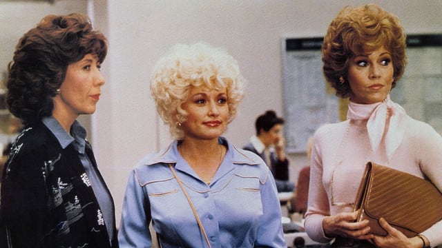 Drei Frauen in einem Büro in den 1980er Jahren Drei Frauen in einem Büro in den 1980er Jahren