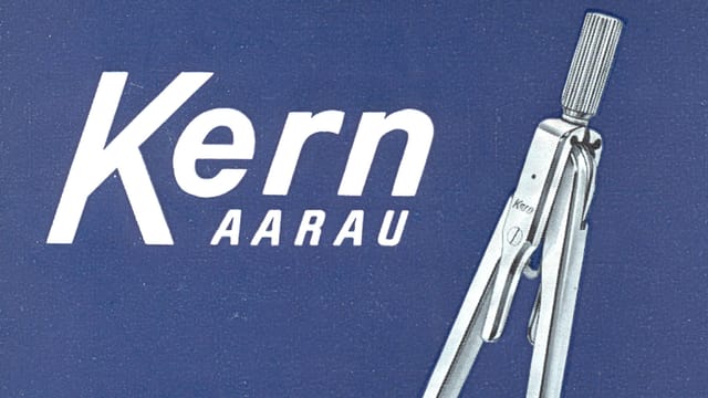 Logo mit Zirkel-Kopf Logo mit Zirkel-Kopf