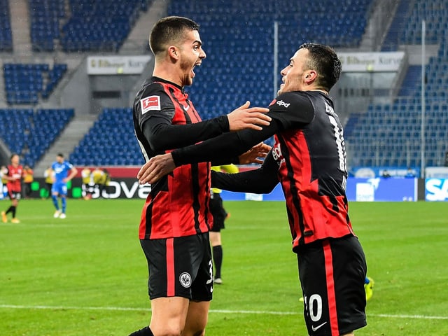 André Silva und Filip Kostic. André Silva und Filip Kostic.
