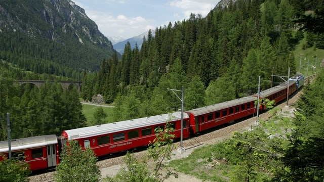 Rhätische Bahn auf der Albulastrecke Rhätische Bahn auf der Albulastrecke