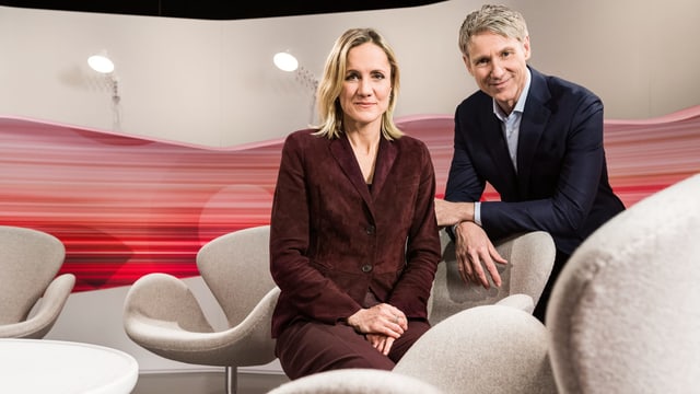 Barbara Lüthi, Moderatorin «Club» und Franz Fischlin, Moderator «Medienclub». Barbara Lüthi, Moderatorin «Club» und Franz Fischlin, Moderator «Medienclub».