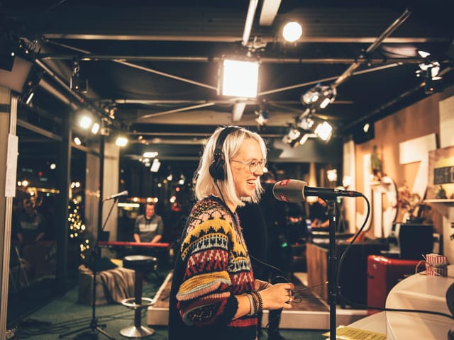 Stefanie Heinzmann in der Glasbox