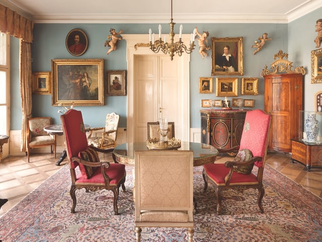 Blick in ein luxuriöses Wohnzimmer. Blick in ein luxuriöses Wohnzimmer.