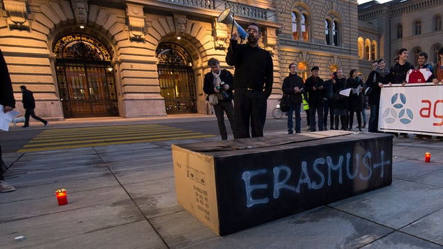 Symbol Ende Erasmus. Symbol Ende Erasmus.