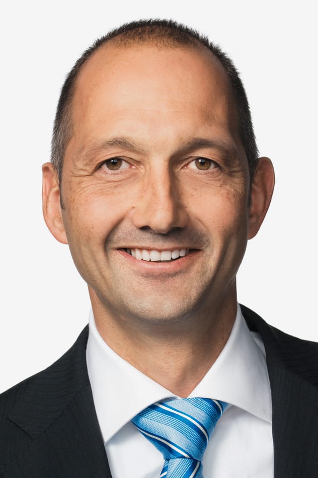 Programm-Referent bei der Abteilung Sport SRF. Programm-Referent bei der Abteilung Sport SRF.