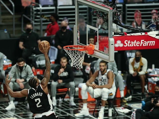 Kawhi Leonard unter dem Korb. Kawhi Leonard unter dem Korb.