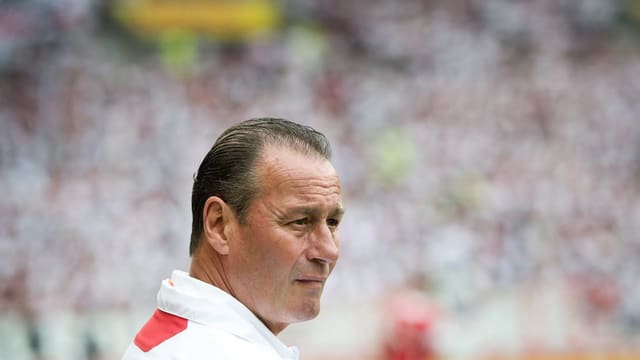 Poträtaufnahme von Huub Stevens. Poträtaufnahme von Huub Stevens.