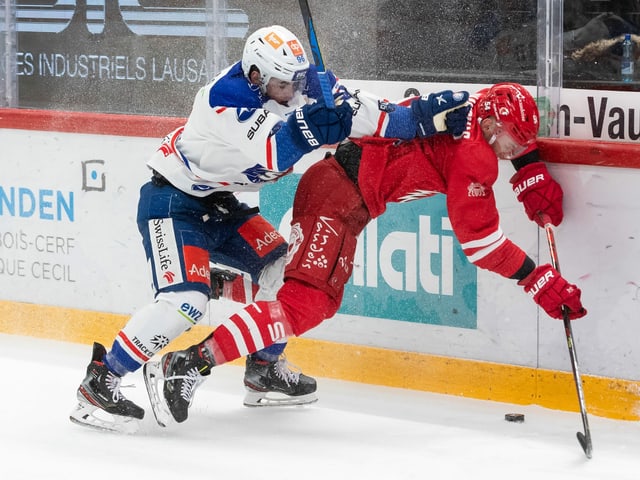 Die ZSC Lions und Lausanne schenkten sich in Spiel 1 nichts. Die ZSC Lions und Lausanne schenkten sich in Spiel 1 nichts.