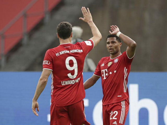 Bayerns Robert Lewandowski und Serge Gnabry. Bayerns Robert Lewandowski und Serge Gnabry.