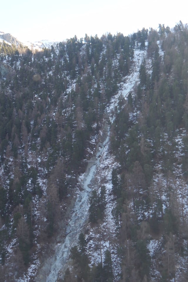 Die von der Walliser Kantonspolizei bezeichnete Unfallstelle bei Zermatt. Die von der Walliser Kantonspolizei bezeichnete Unfallstelle bei Zermatt.