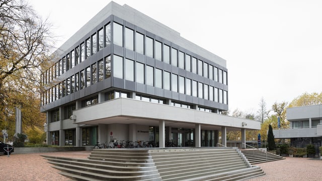 Das Gebäude des Aargauer Obergerichts von aussen. Das Gebäude des Aargauer Obergerichts von aussen.