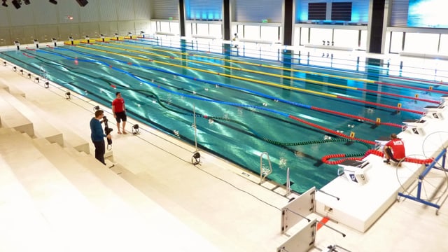 Blick auf das olympische Becken in der neuen Sportarena im Campus Sursee. Blick auf das olympische Becken in der neuen Sportarena im Campus Sursee.