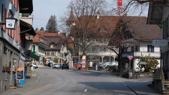 Strassenzug in Steffisburg Strassenzug in Steffisburg