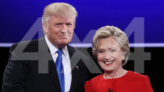 Donald Trump und Hillary Clinton stehen nebeneinander Donald Trump und Hillary Clinton stehen nebeneinander