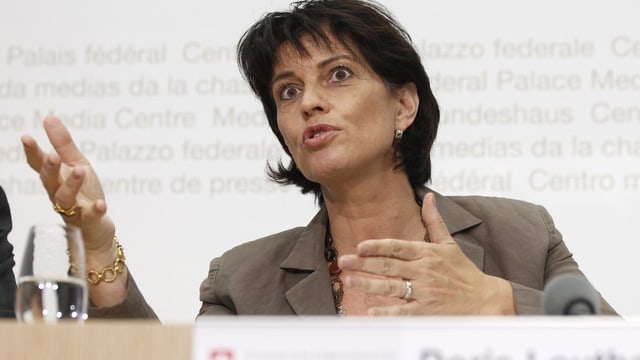 Purtret da la cussegliera federala Doris Leuthard. Purtret da la cussegliera federala Doris Leuthard.
